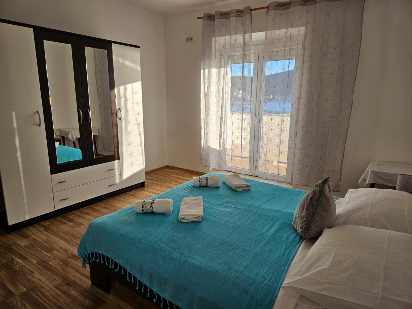 Pljesa Apartments Supetarska Draga Kültér fotó