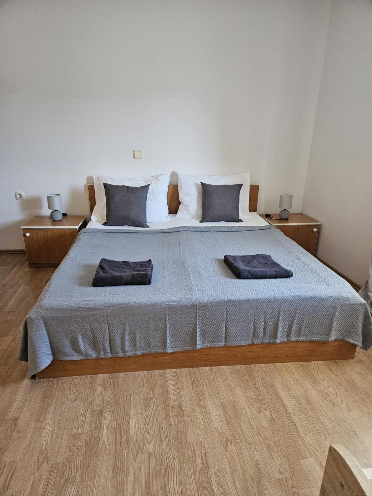 Pljesa Apartments Supetarska Draga Szoba fotó